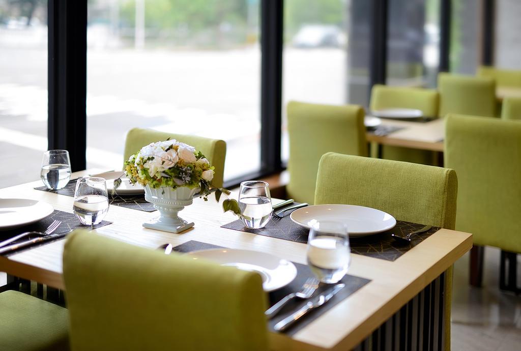 טאיצ'ונג Aeris International Hotel מראה חיצוני תמונה