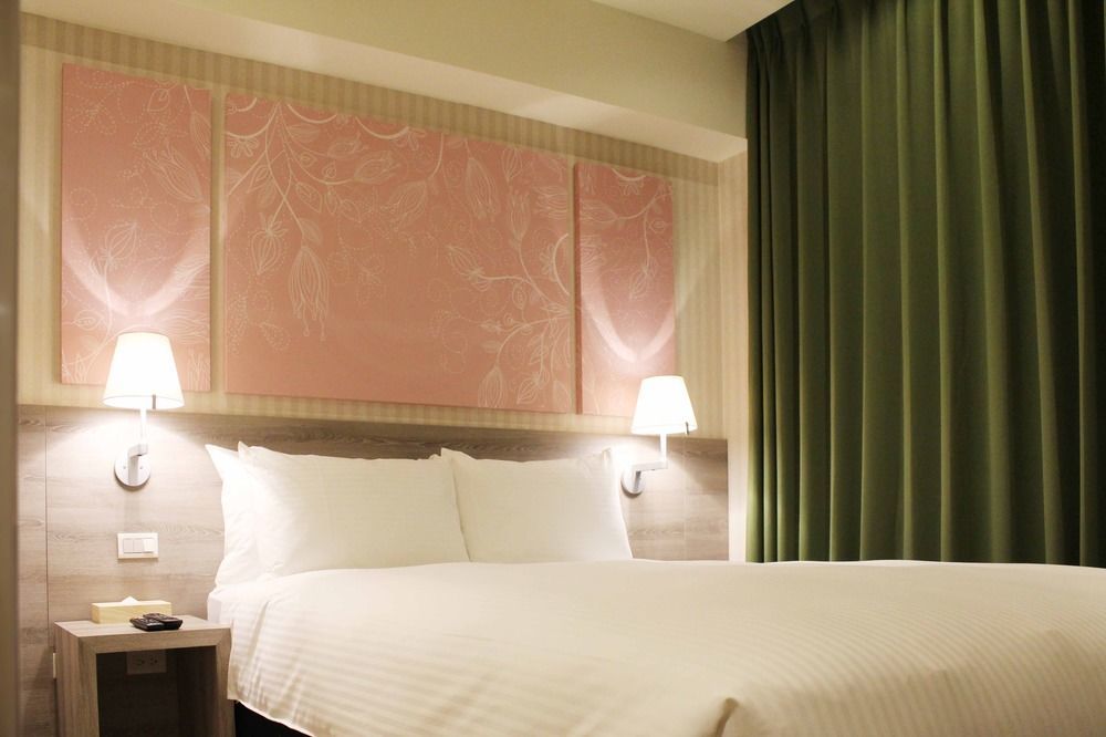 טאיצ'ונג Aeris International Hotel מראה חיצוני תמונה