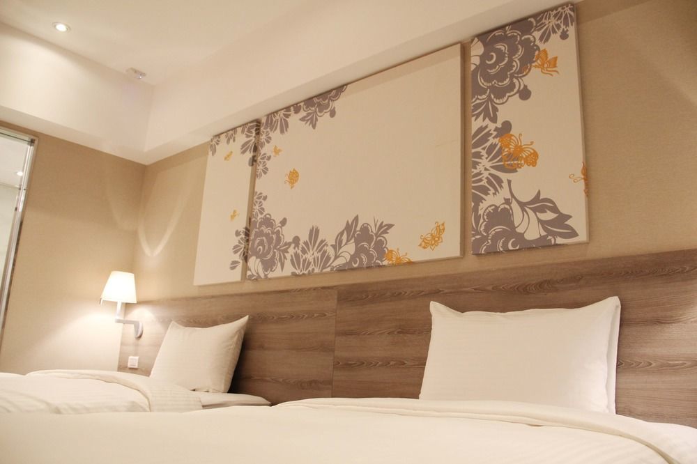 טאיצ'ונג Aeris International Hotel מראה חיצוני תמונה