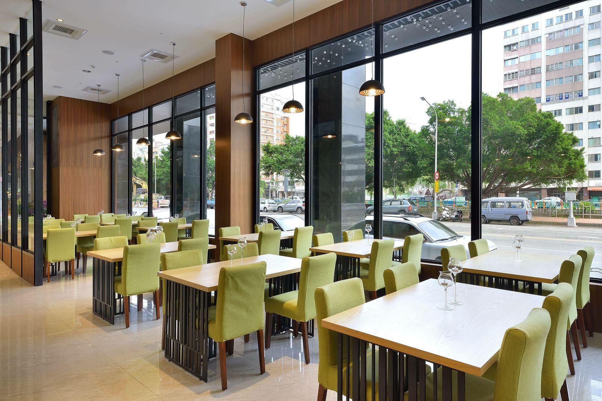 טאיצ'ונג Aeris International Hotel מראה חיצוני תמונה