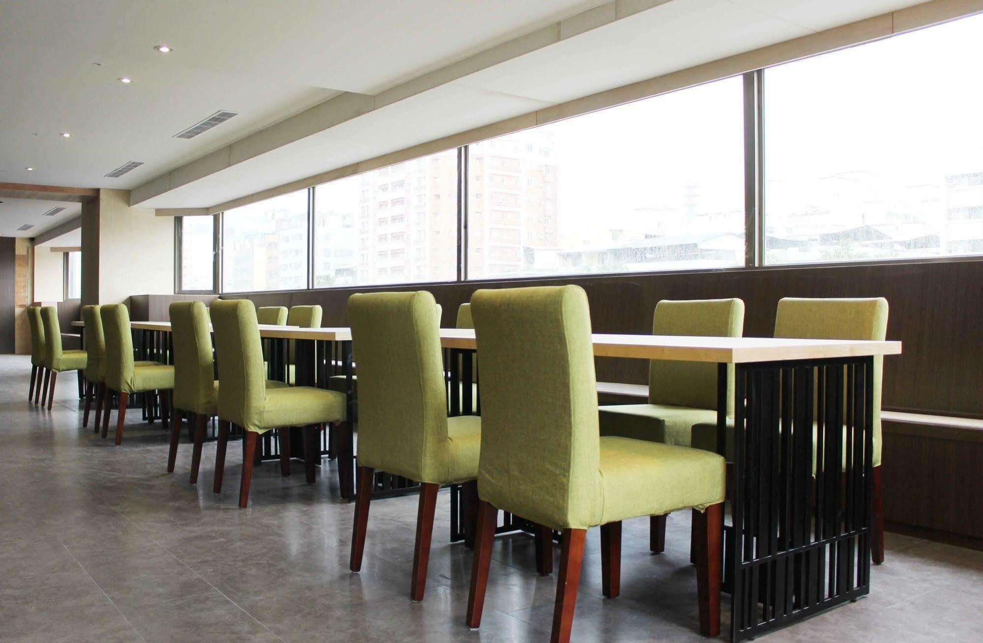 טאיצ'ונג Aeris International Hotel מראה חיצוני תמונה