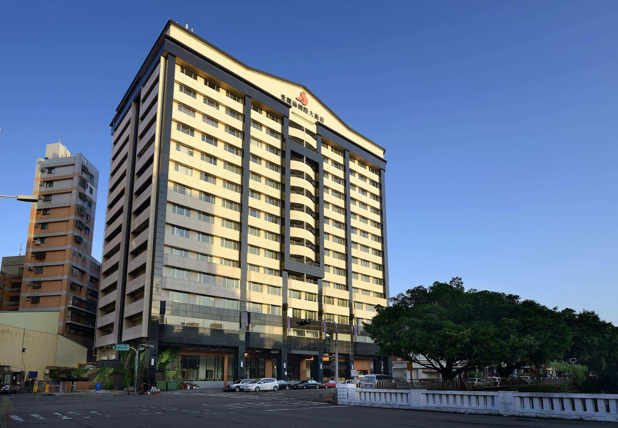 טאיצ'ונג Aeris International Hotel מראה חיצוני תמונה